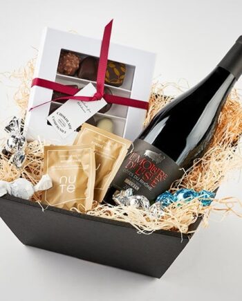 Nytårsgavekurv Med Rødvin Send Gavekurve Blomster Med Bloomit